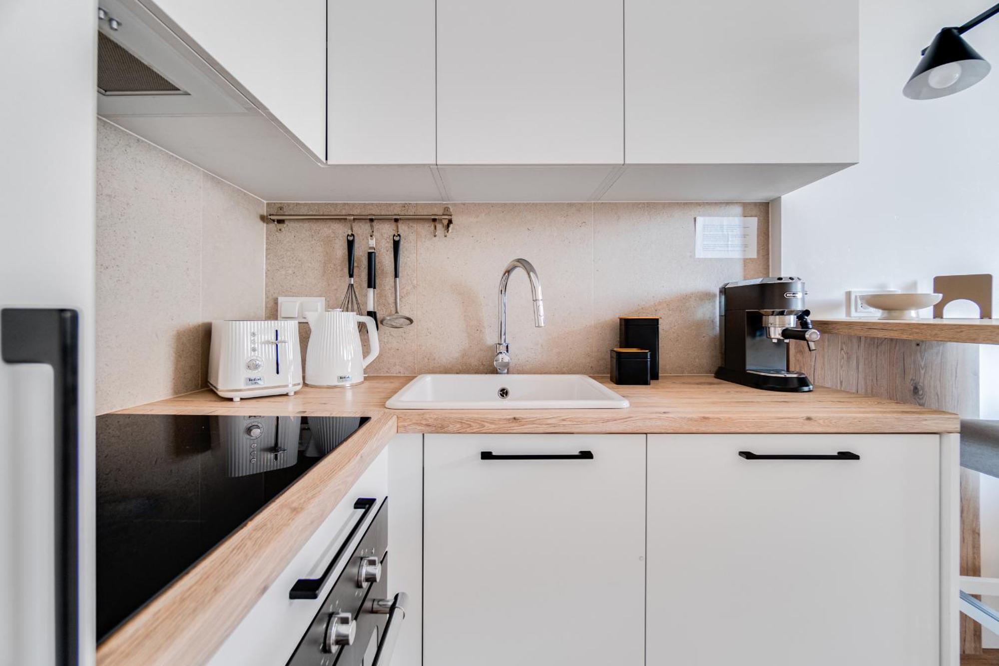 Bright Day Apartment - Self Check-In 24H, 10 Min Market Square Wroclaw Luaran gambar